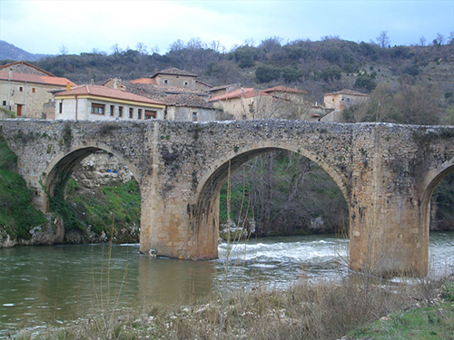 Puente de Pesquera de Ebro